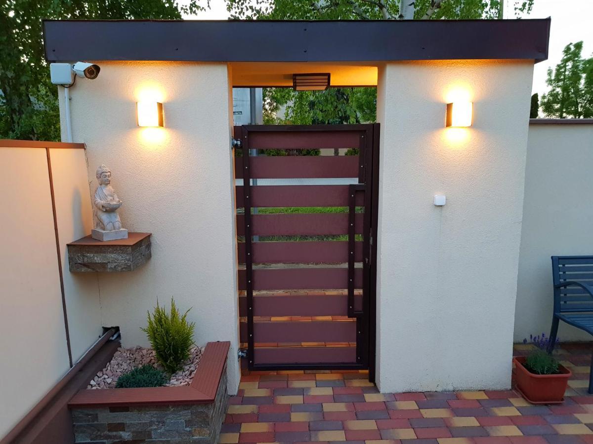 Napsugár Villa B Siófok Esterno foto