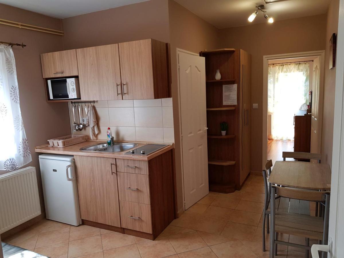 Napsugár Villa B Siófok Esterno foto