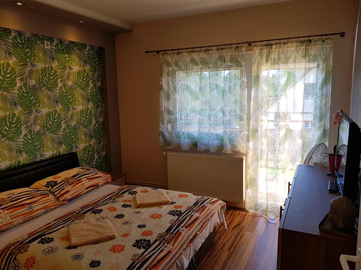 Napsugár Villa B Siófok Esterno foto