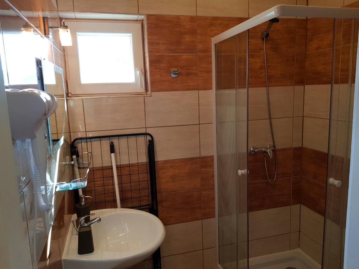 Napsugár Villa B Siófok Esterno foto
